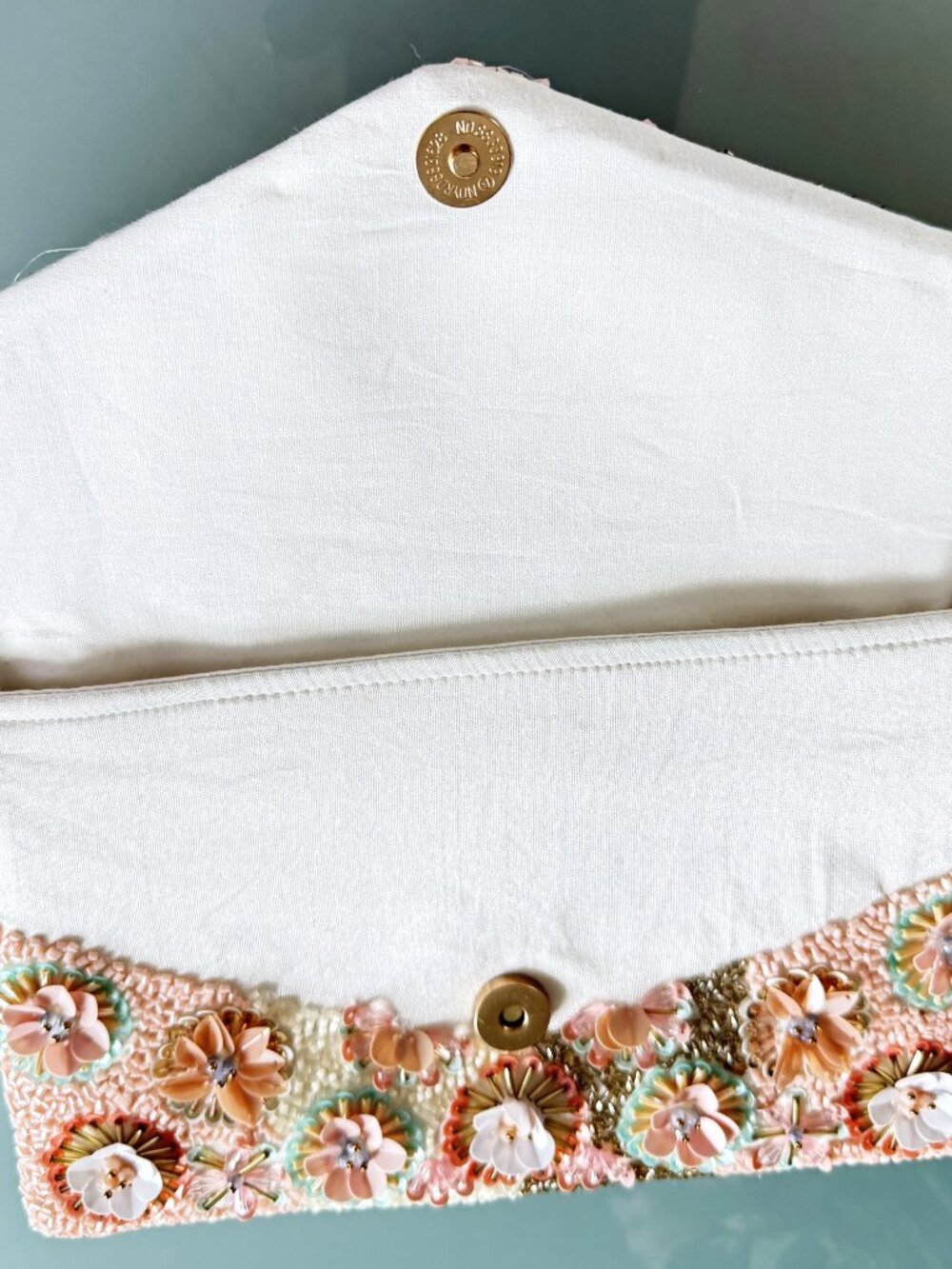 Evening clutch beaded pink beige handmade handbag - Picture 12 of 12